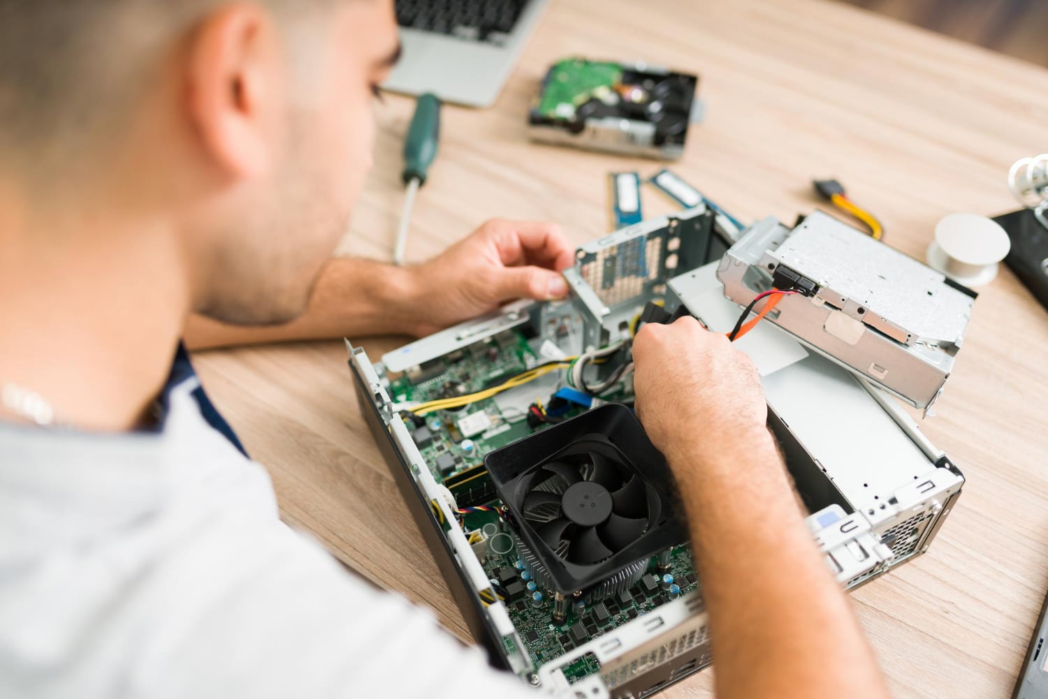 Dépannage informatique particulier à domicile dans les Yvelines